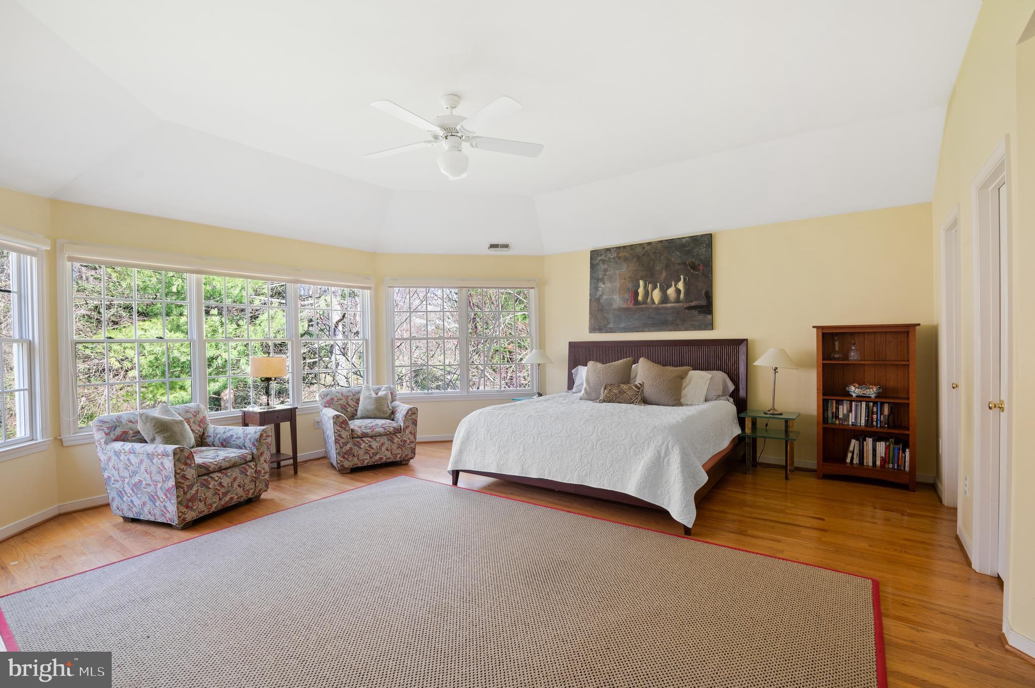 4835 DRUMMOND AVENUE