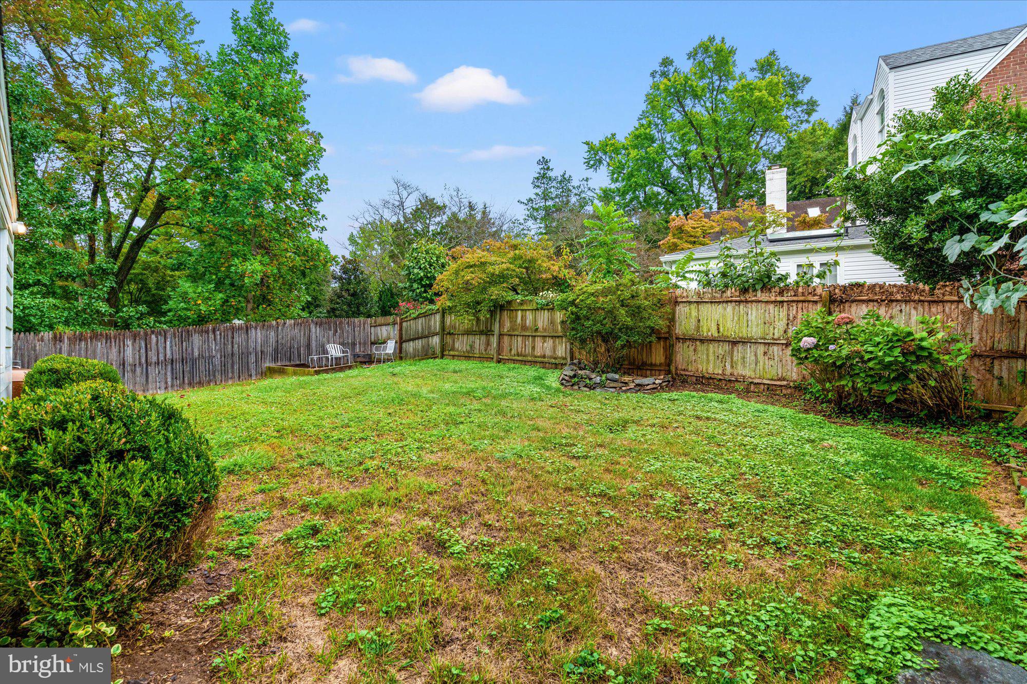 5011 BALTIMORE AVENUE