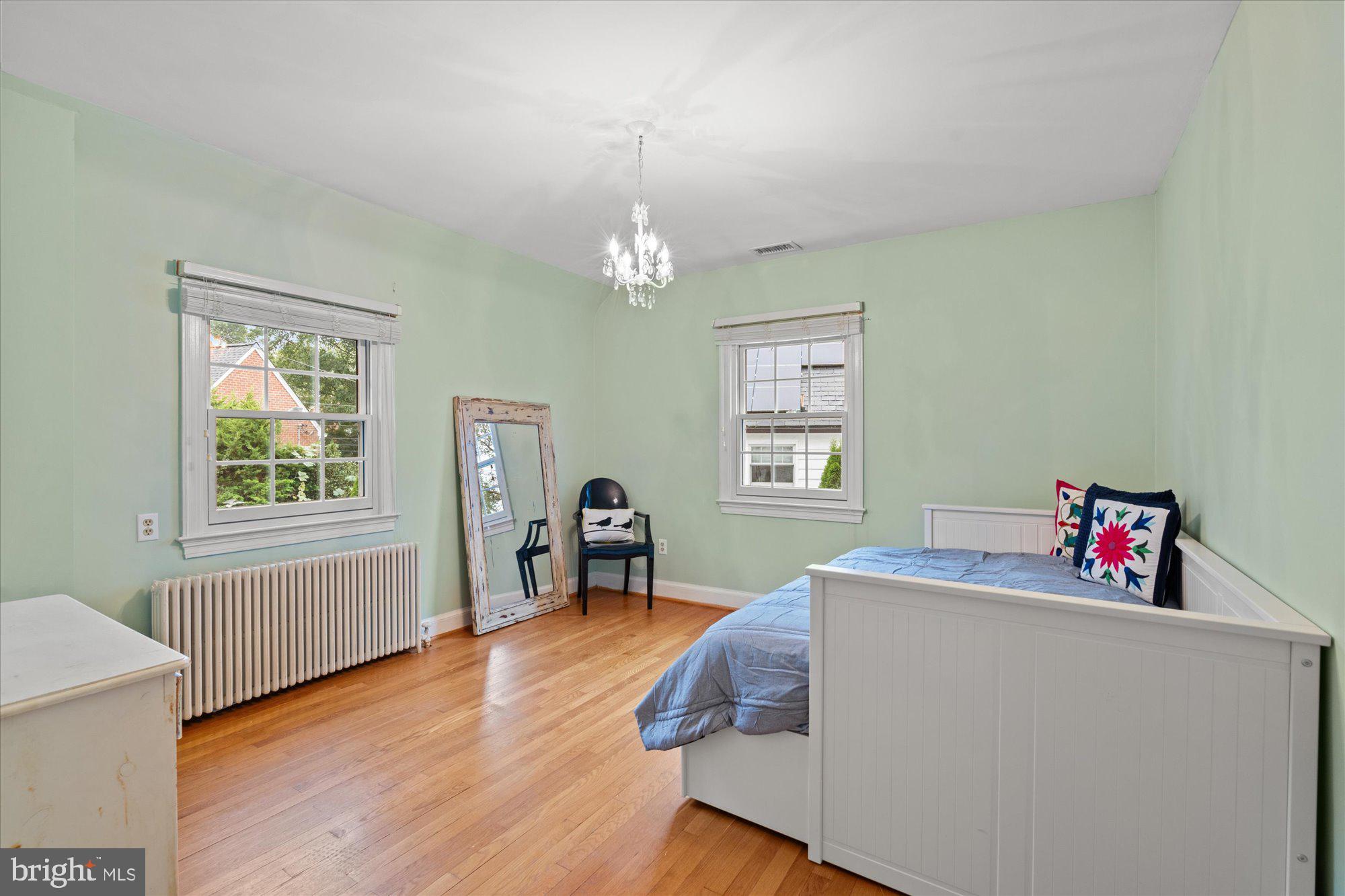 5011 BALTIMORE AVENUE