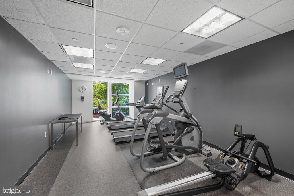 6820 WISCONSIN AVENUE Unit: 7006