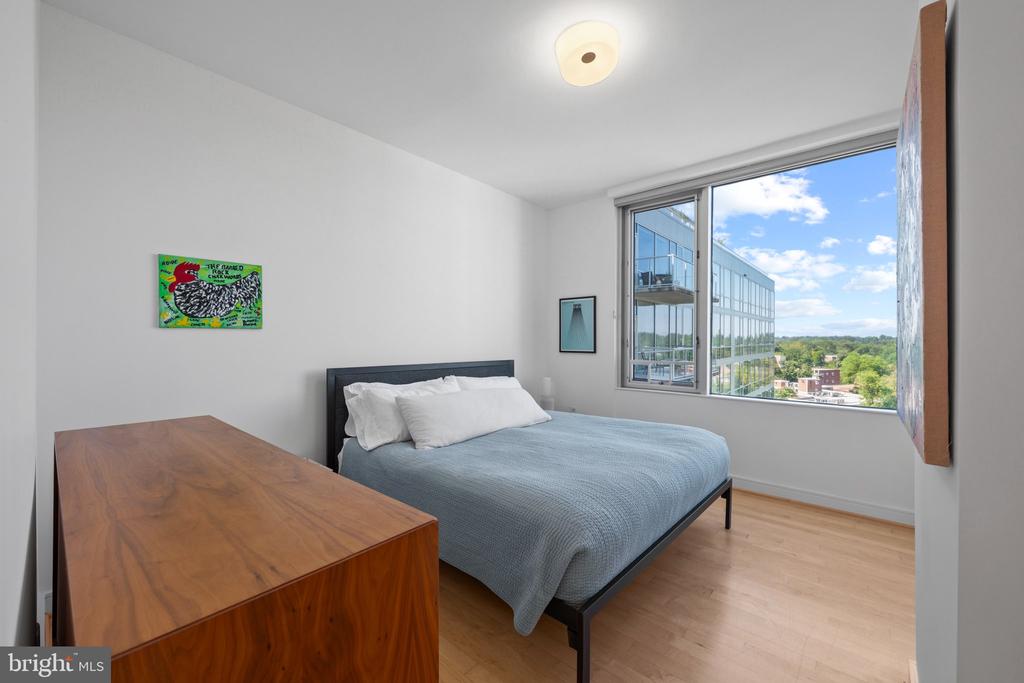 6820 WISCONSIN AVENUE Unit: 7006