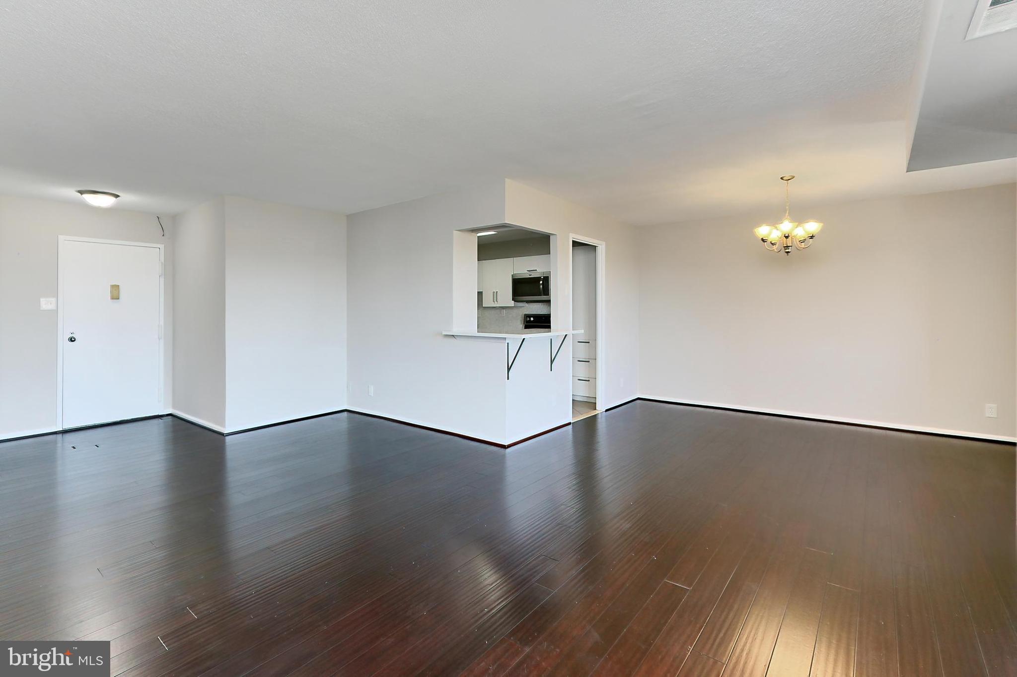 205 YOAKUM PARKWAY 1524