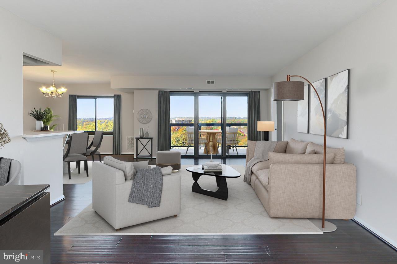 205 YOAKUM PARKWAY 1524