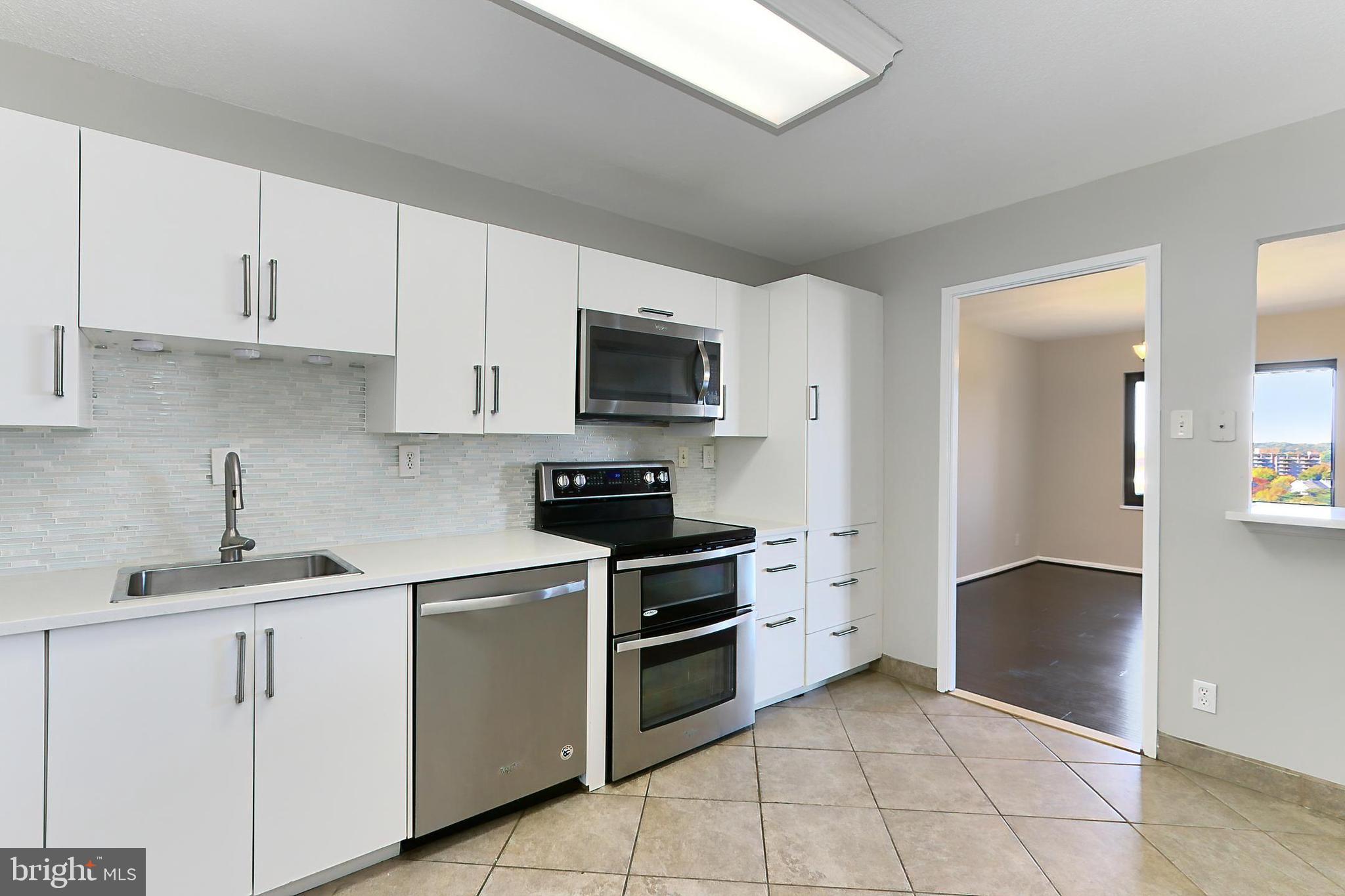 205 YOAKUM PARKWAY 1524