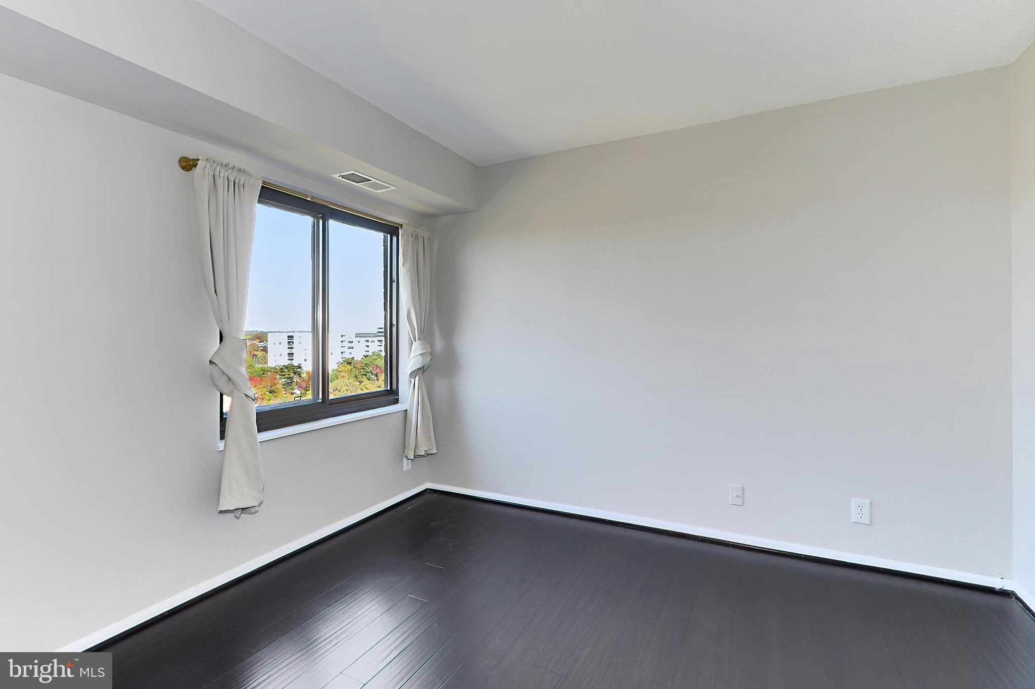 205 YOAKUM PARKWAY 1524