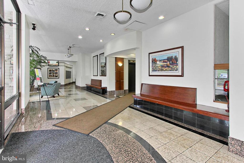 205 YOAKUM PARKWAY 1524
