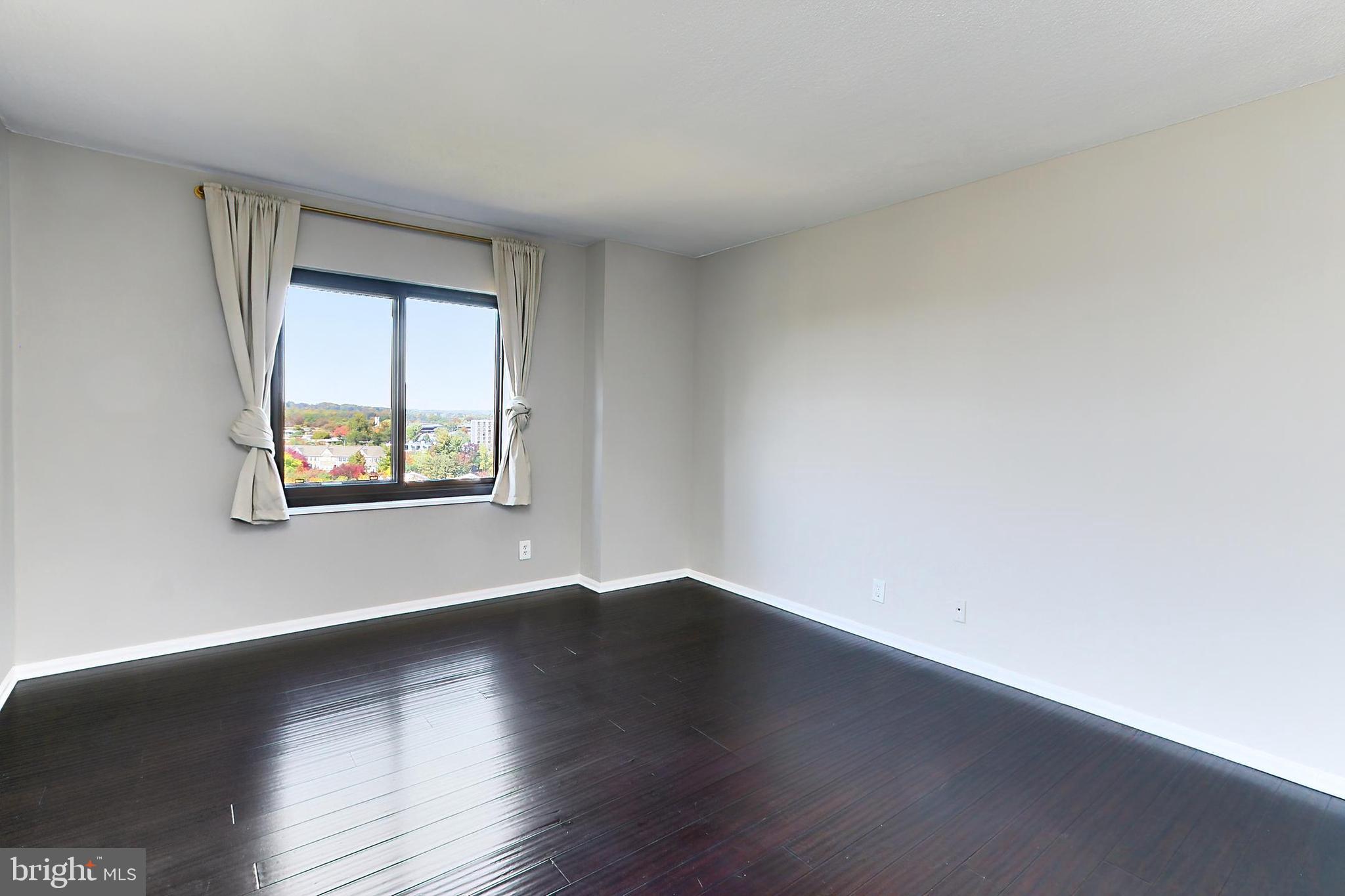 205 YOAKUM PARKWAY 1524