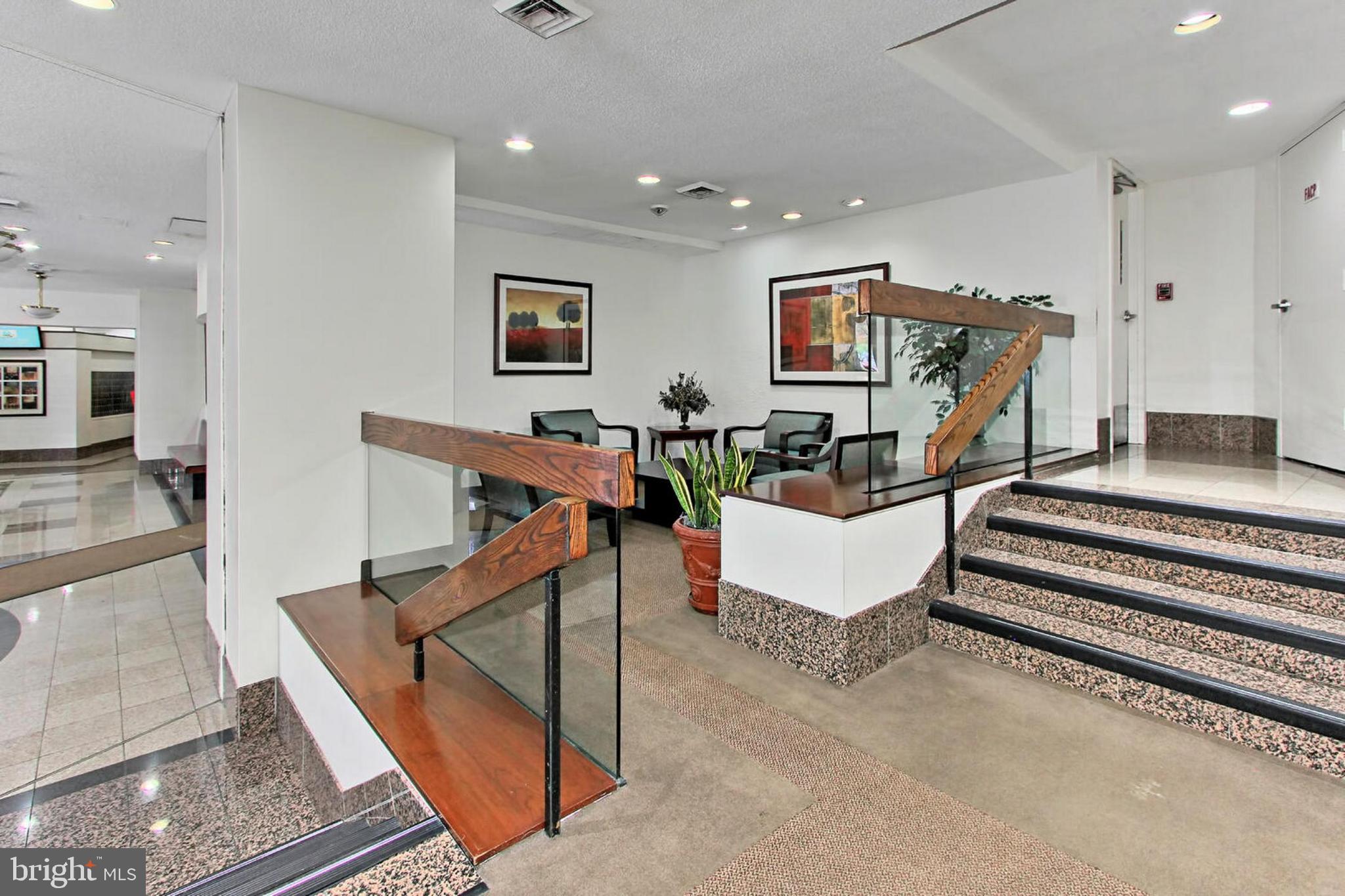 205 YOAKUM PARKWAY 1524