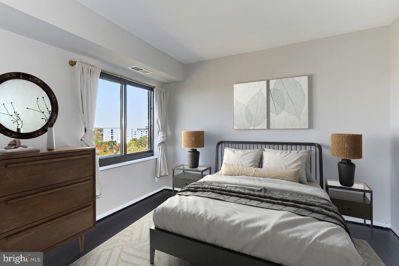 205 YOAKUM PARKWAY 1524