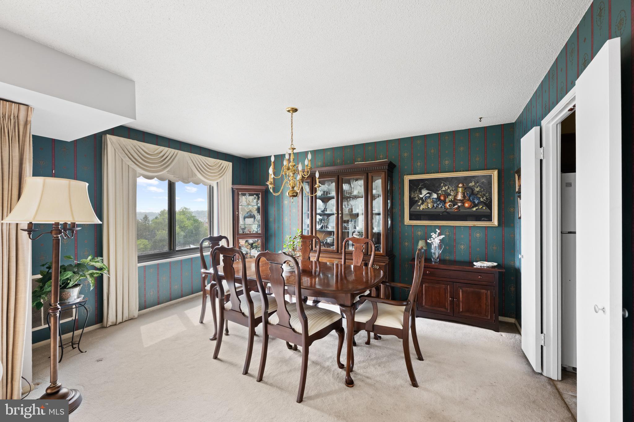 205 YOAKUM PARKWAY 607