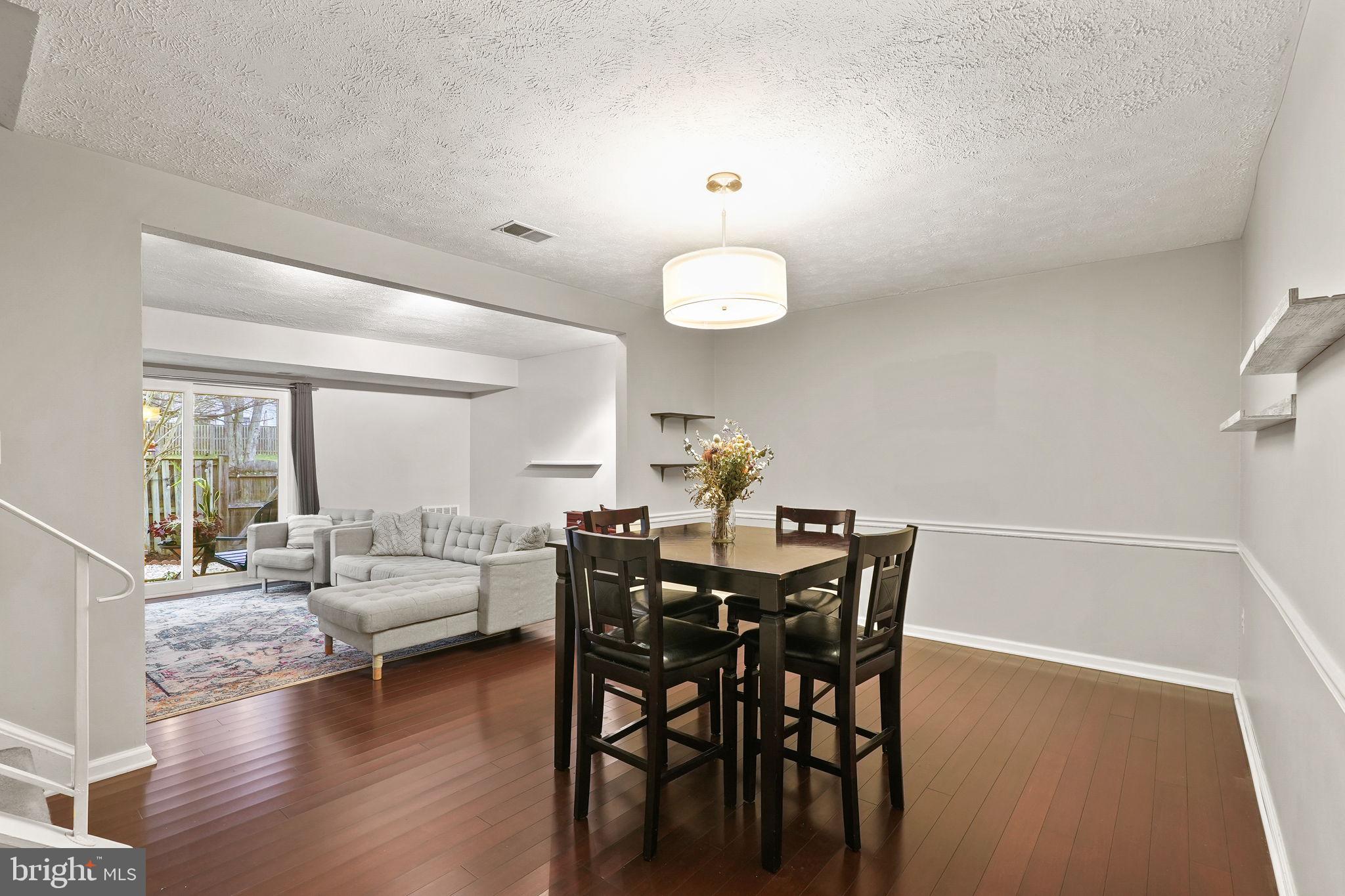 5731 INDEPENDENCE CIRCLE 5731