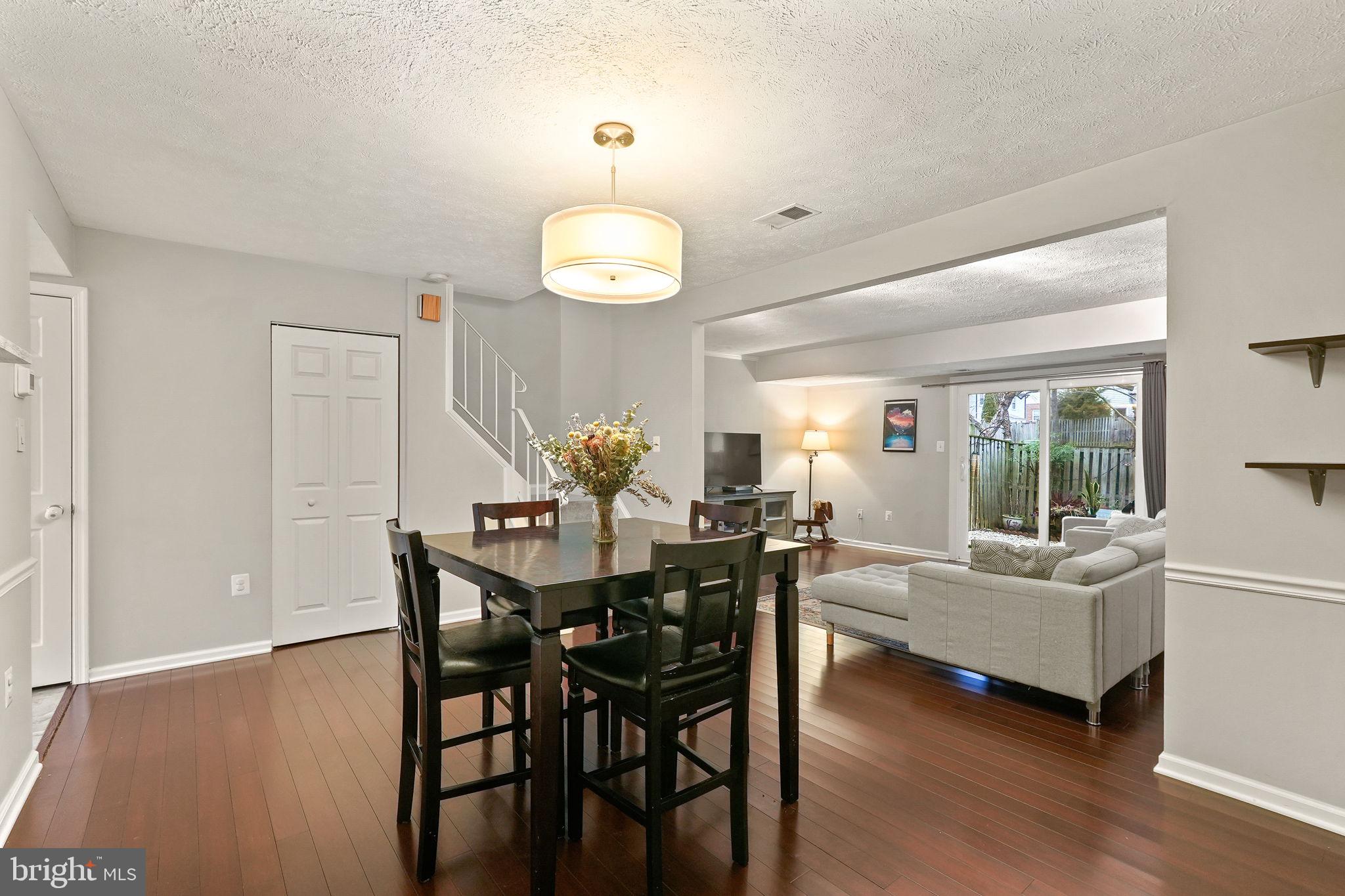 5731 INDEPENDENCE CIRCLE 5731