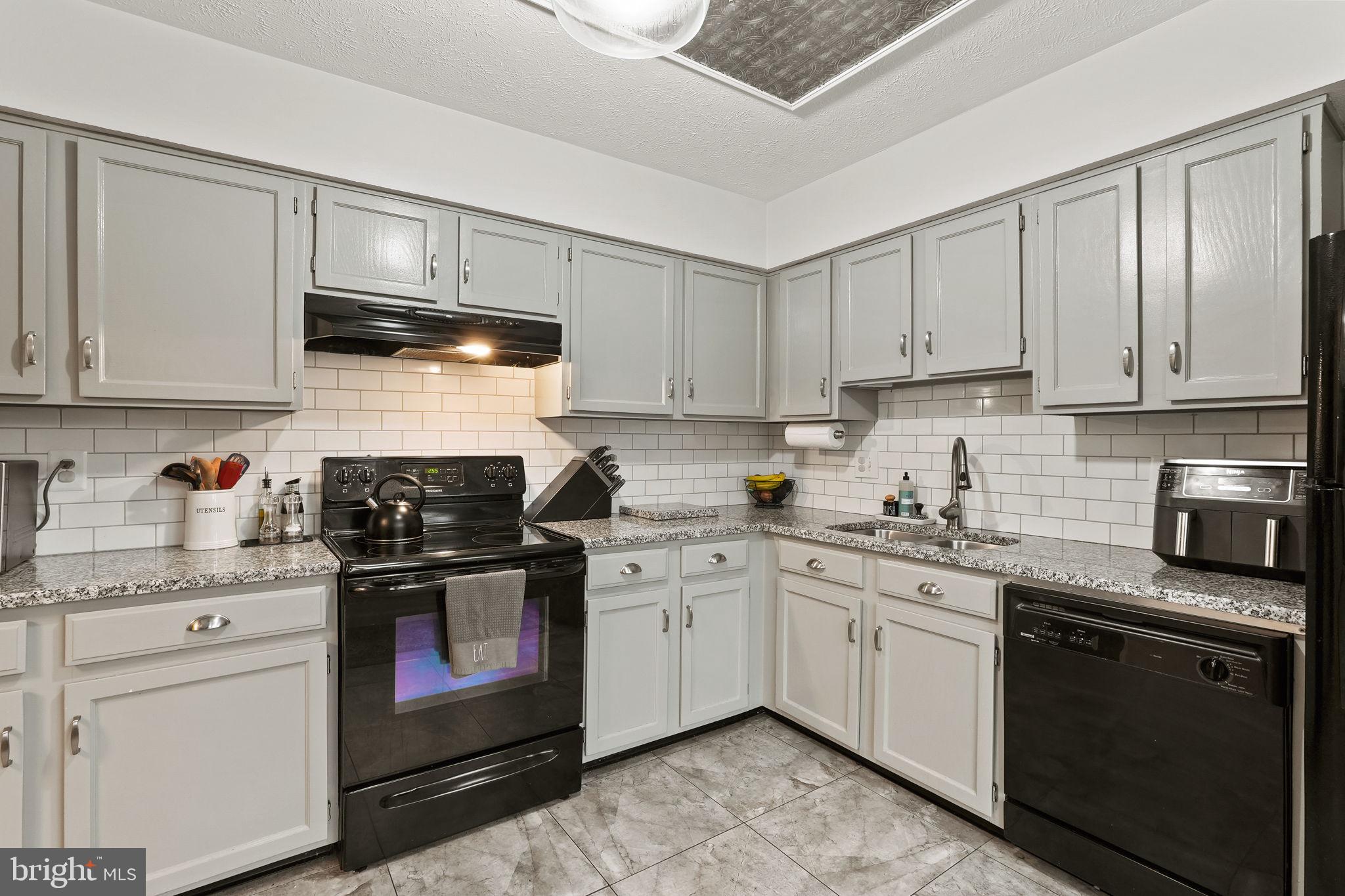 5731 INDEPENDENCE CIRCLE 5731