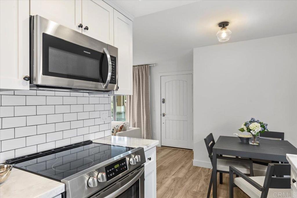 2715 Camino Del Mar