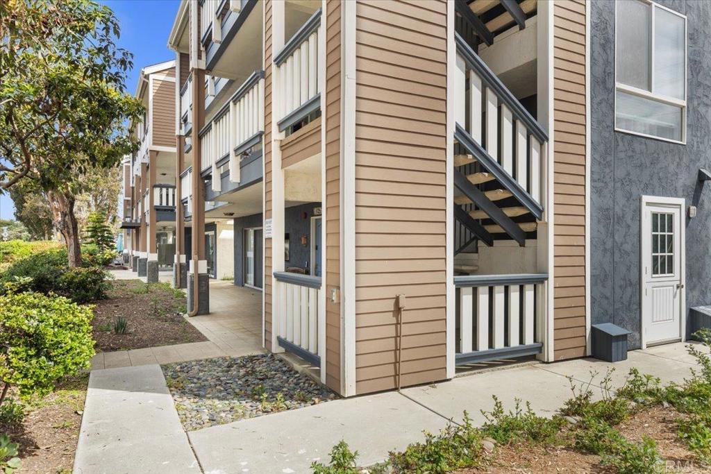 2715 Camino Del Mar