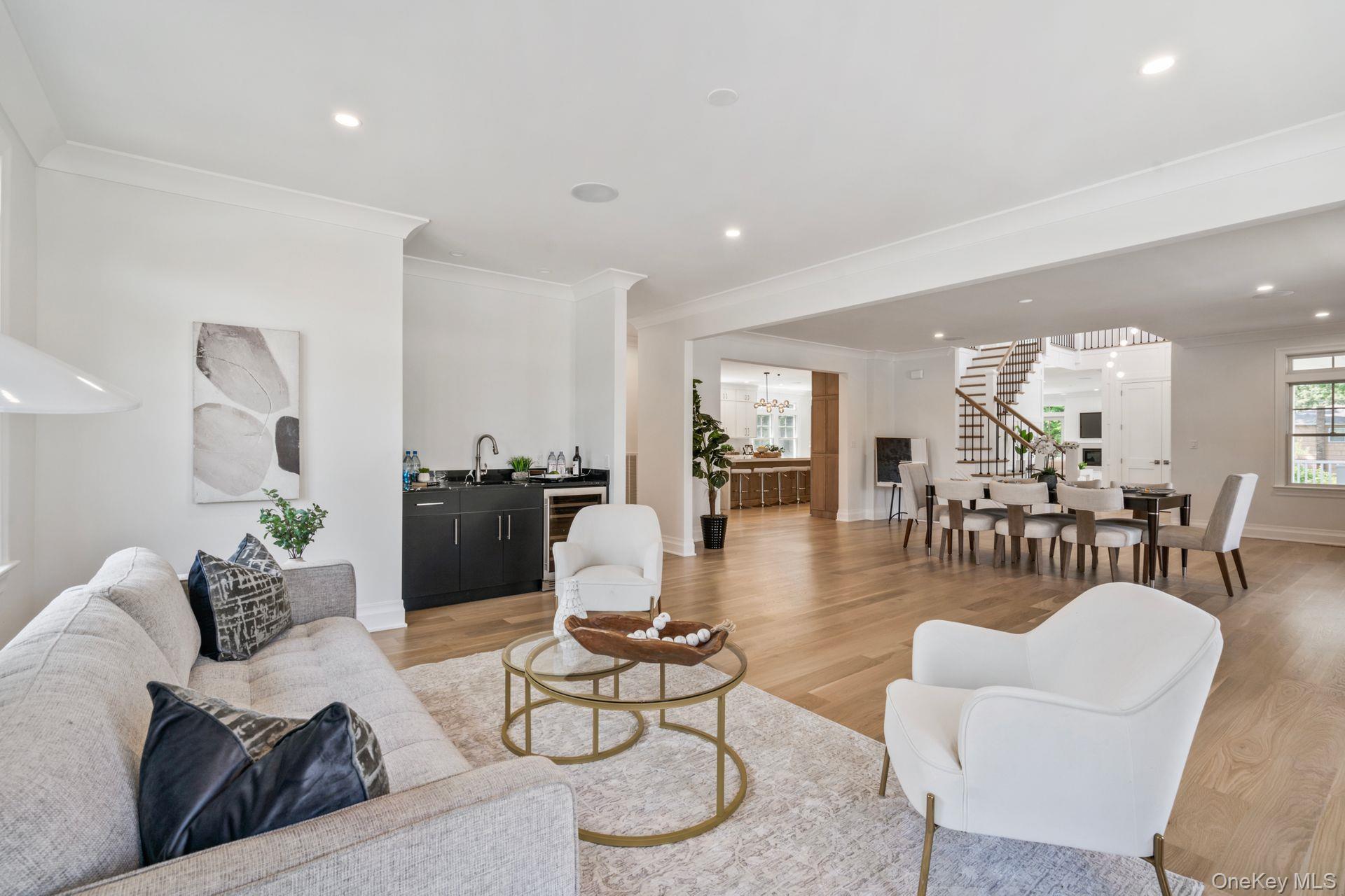 10 Threepence Drive
