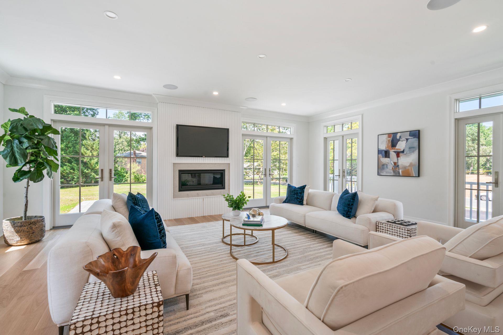 10 Threepence Drive
