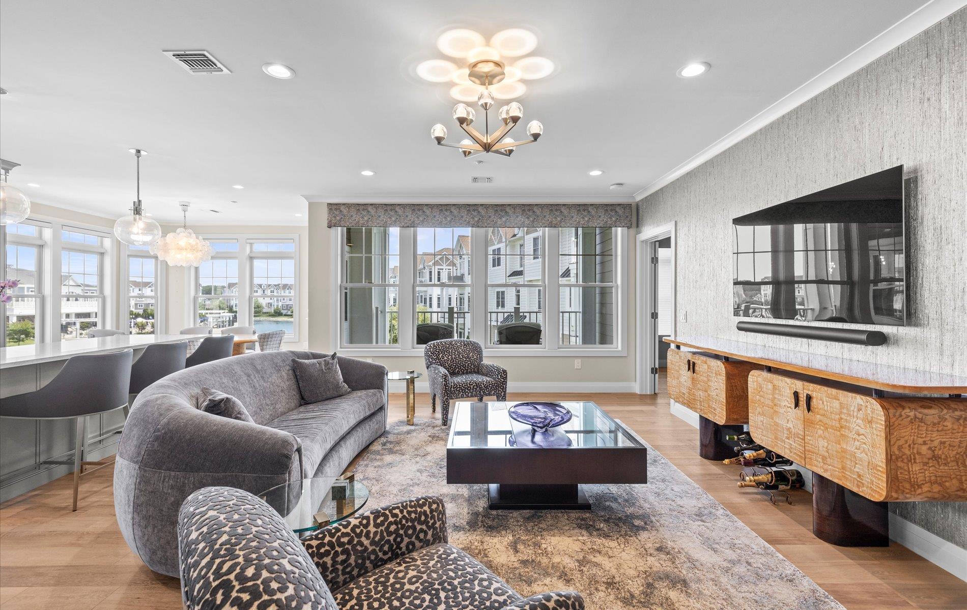 22205 Aspenwood Drive Unit: 295