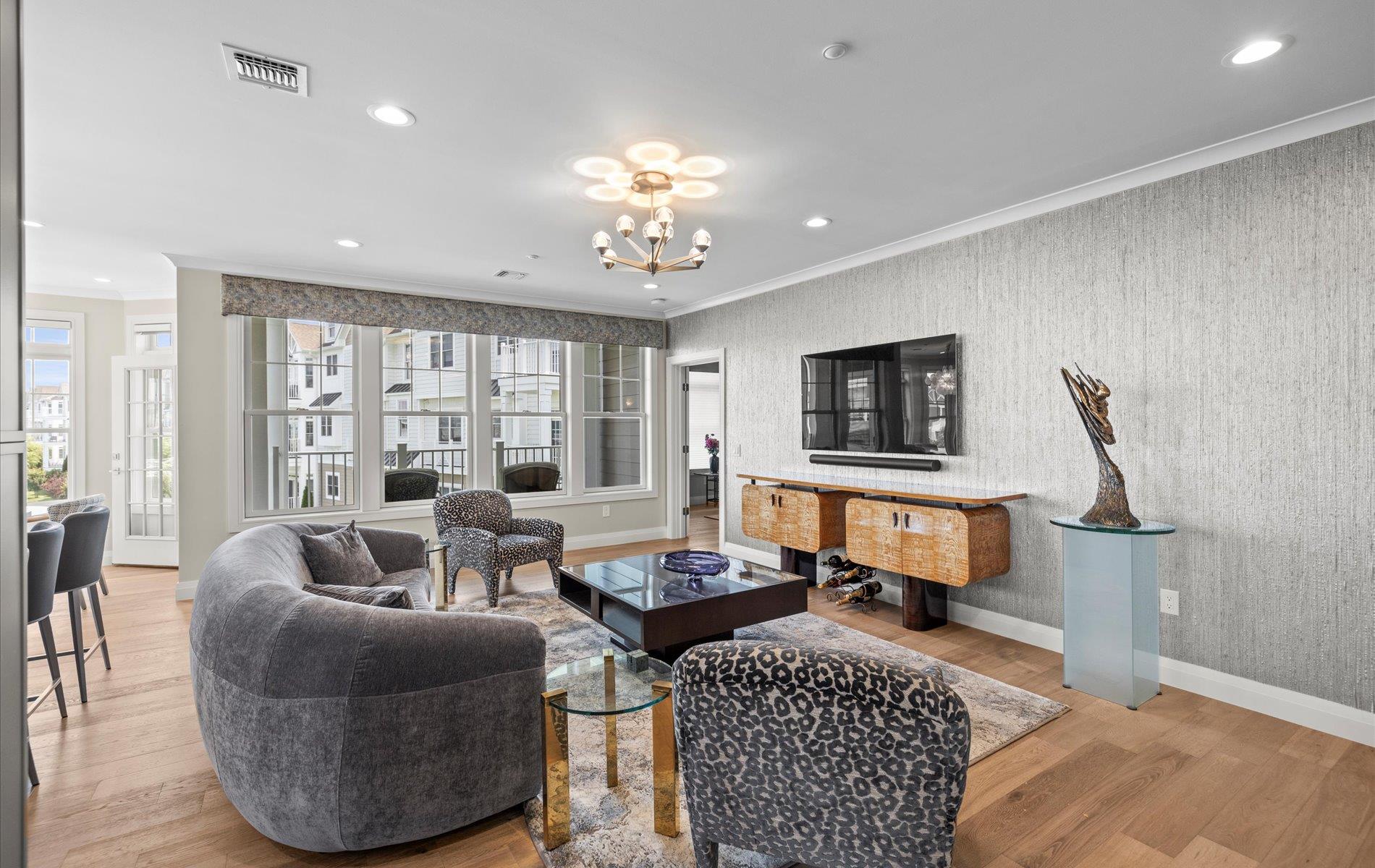 22205 Aspenwood Drive Unit: 295