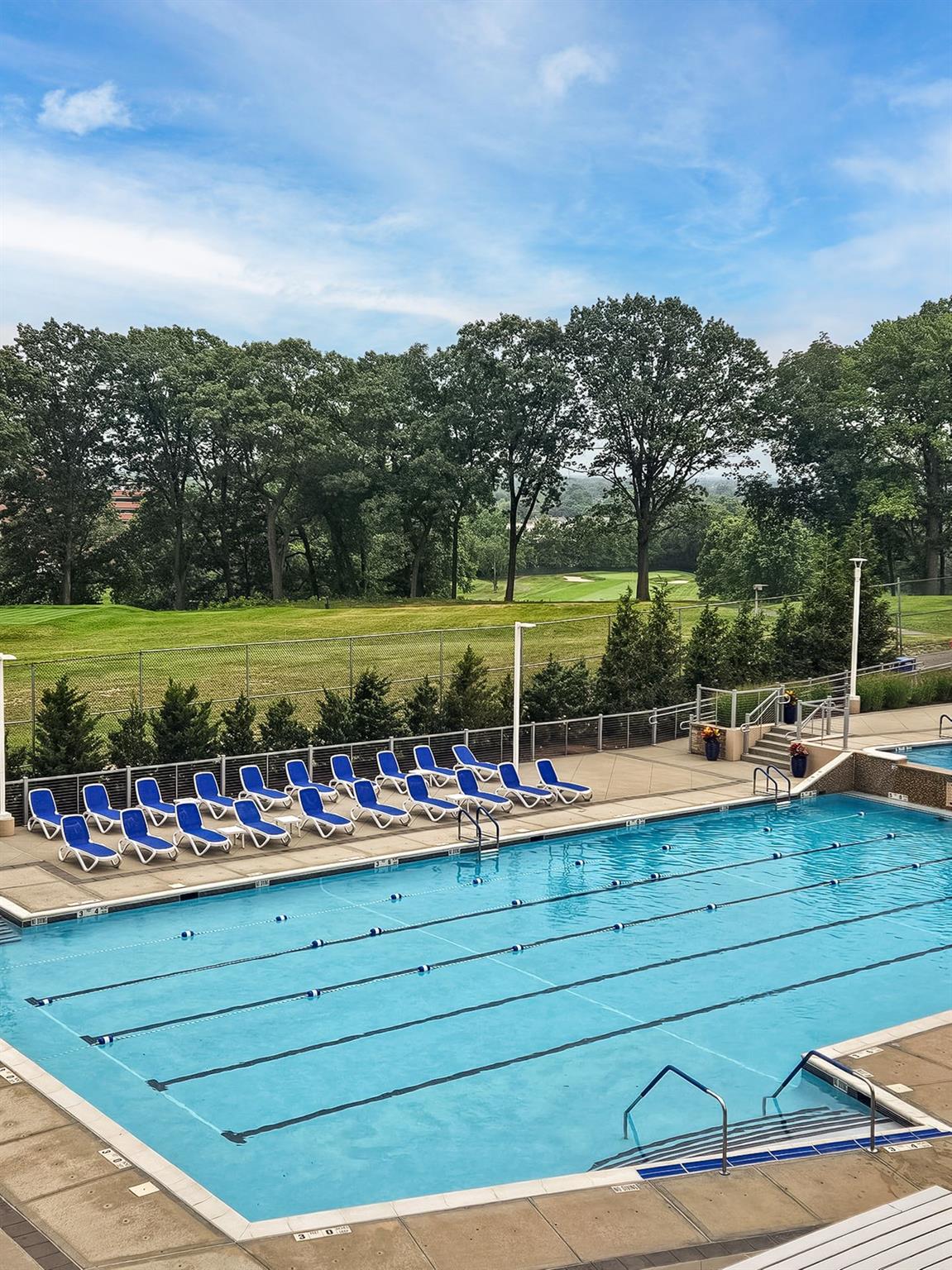 26910 Grand Central Parkay Unit: 15R