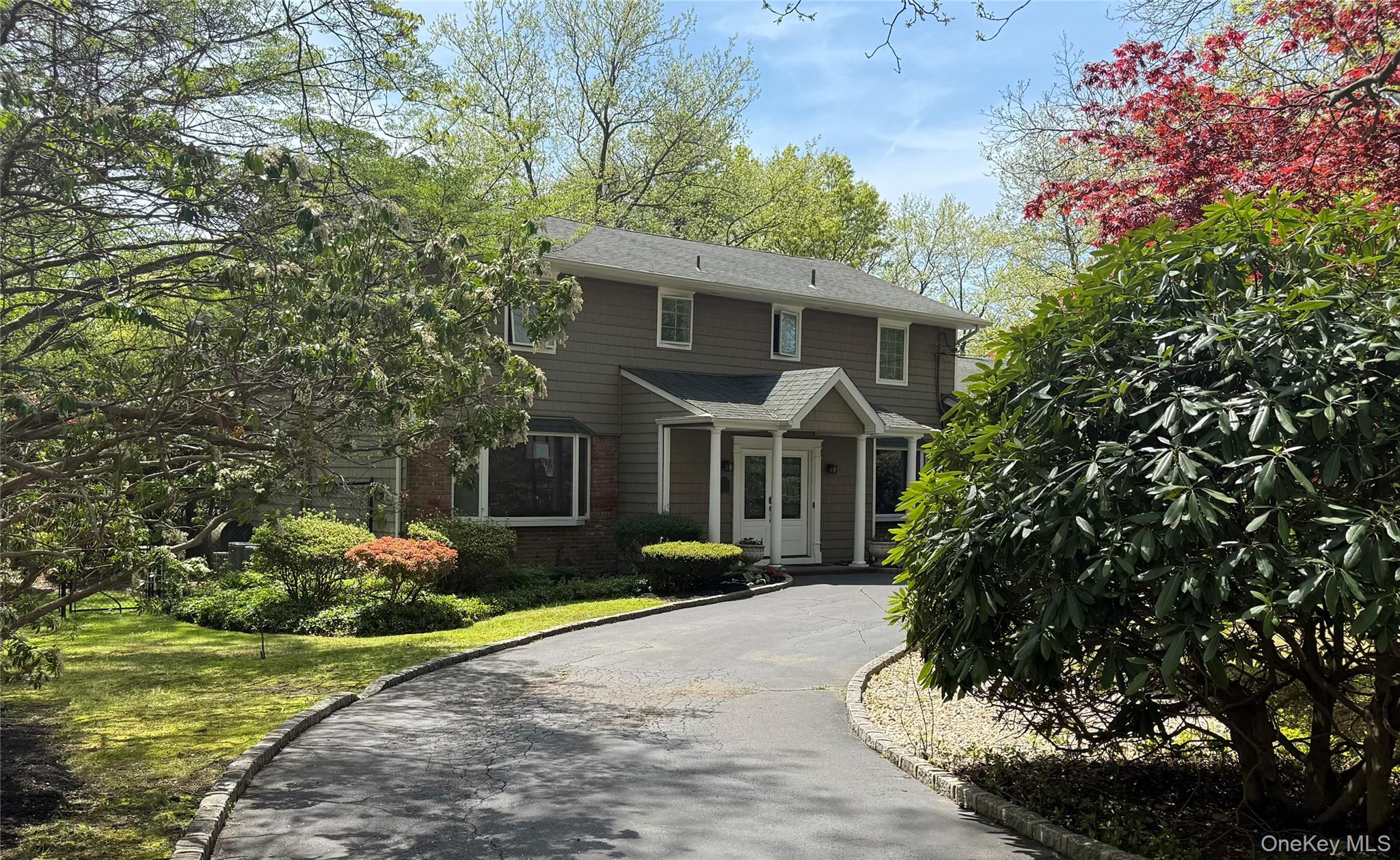 8 Lisa Drive