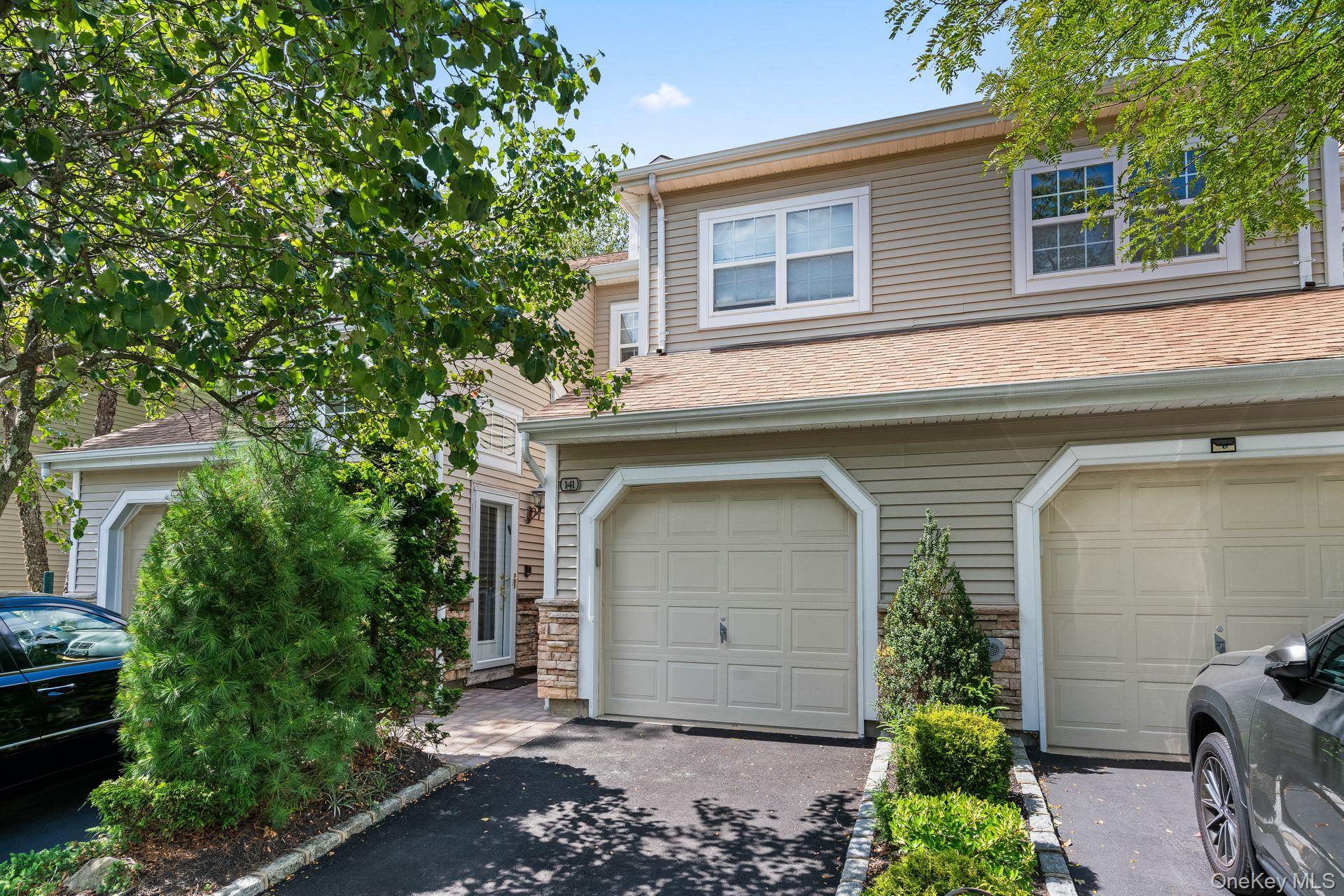 141 Carriage Lane