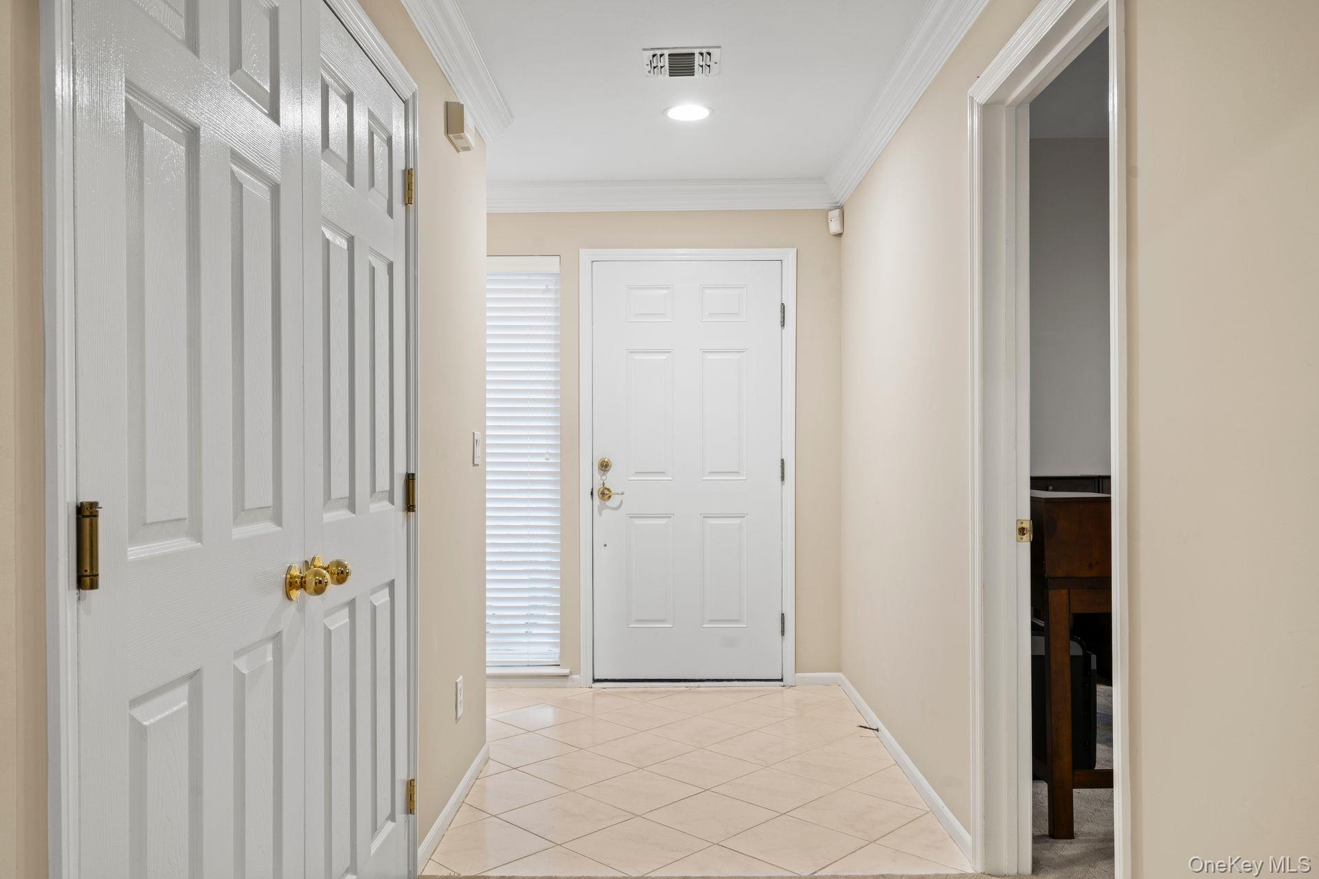 141 Carriage Lane