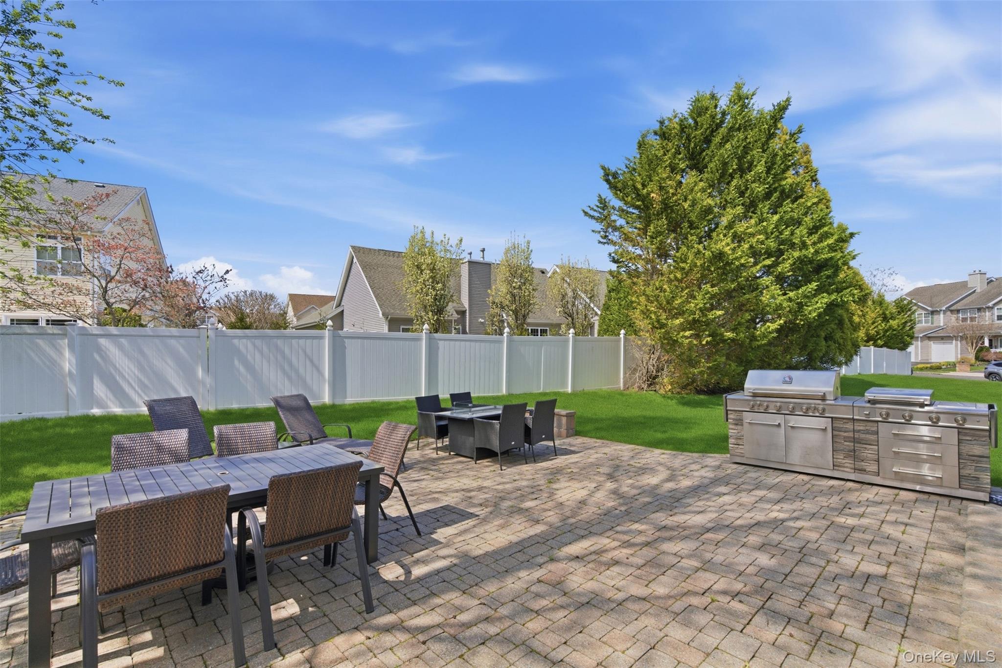 159 Rivendell Court