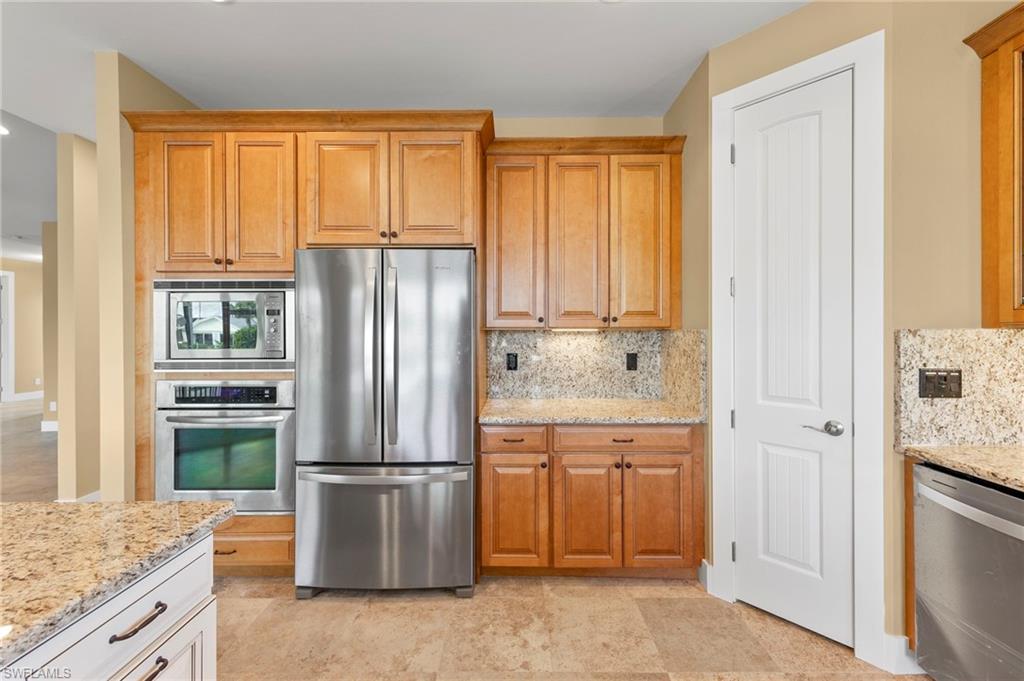 5511 Avenida Pescadora