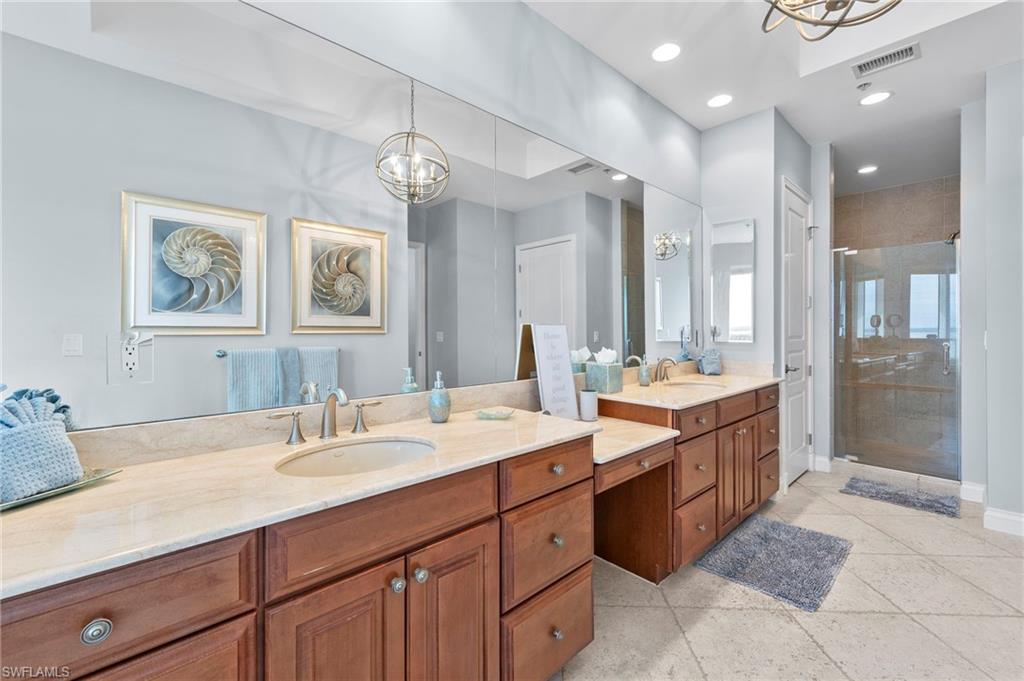 4137 Bay Beach LN Unit: 5H4