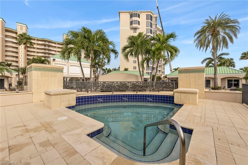 4137 Bay Beach LN Unit: 5H4