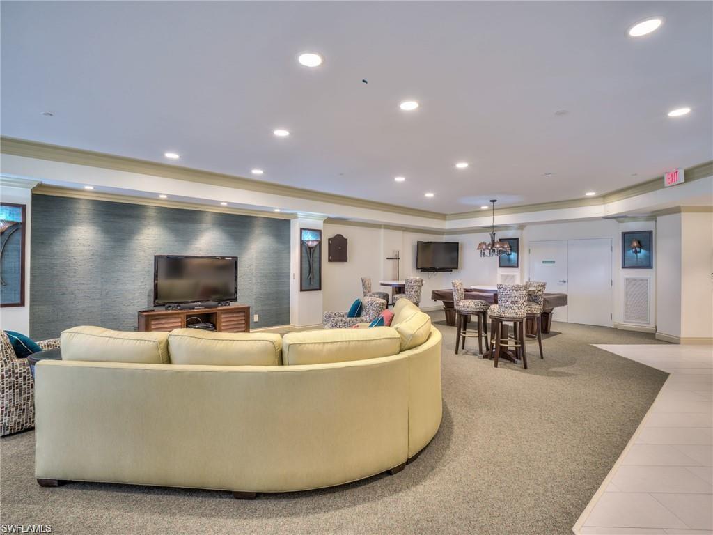 4137 Bay Beach LN Unit: 5H4