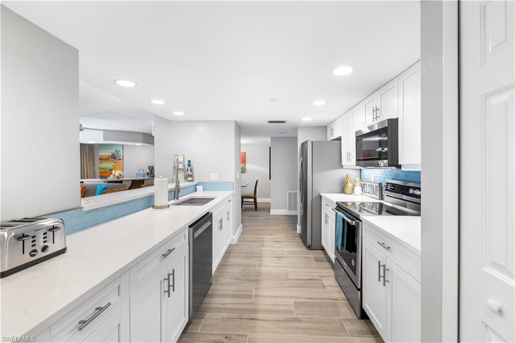6620 Estero BLVD # 1103