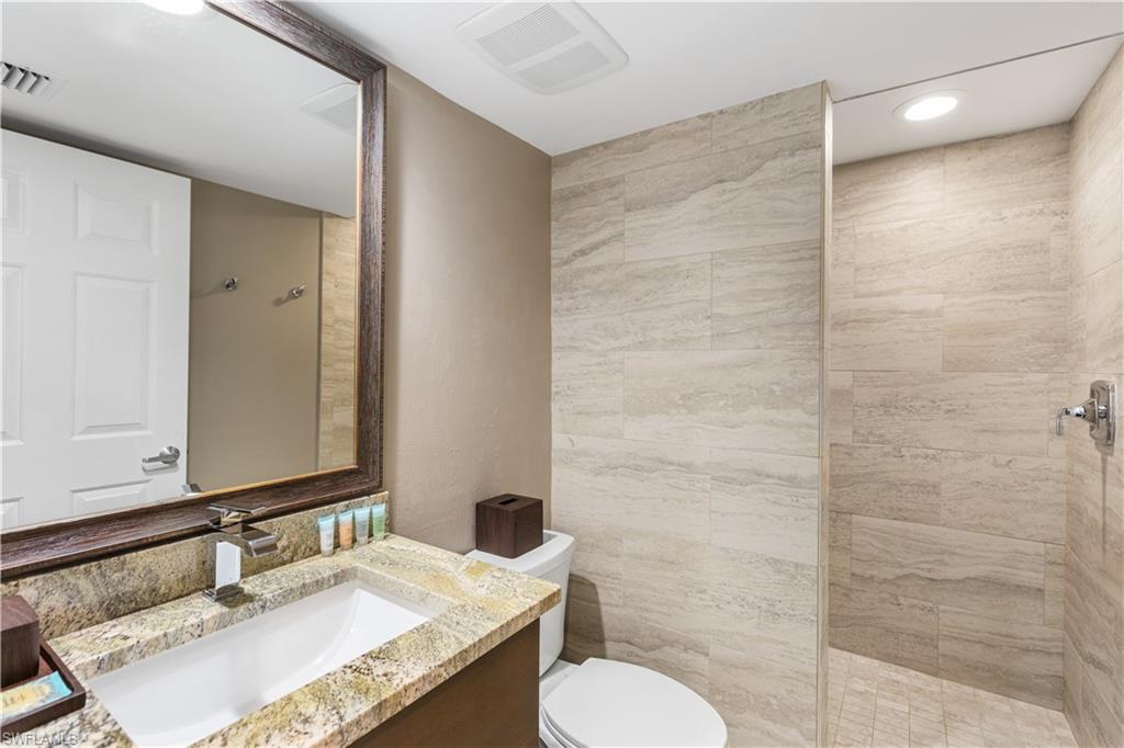6620 Estero BLVD # 1103