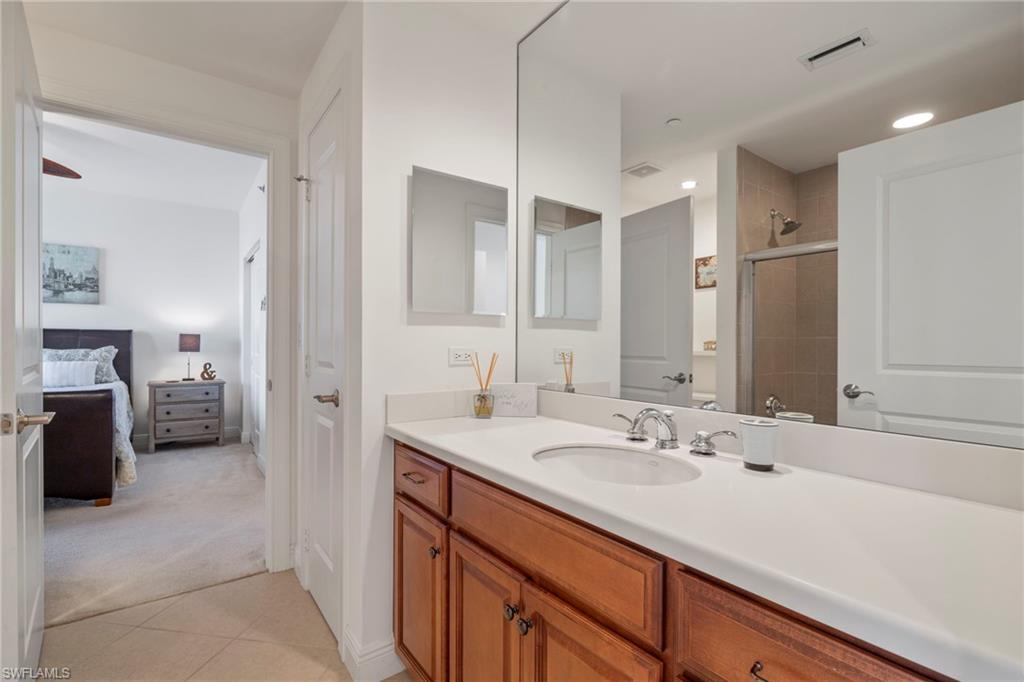 4192 Bay Beach LN # 835