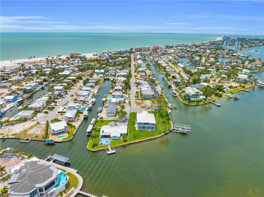 5585 Avenida Pescadora