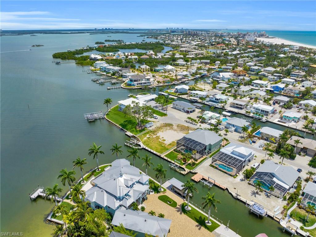 5585 Avenida Pescadora