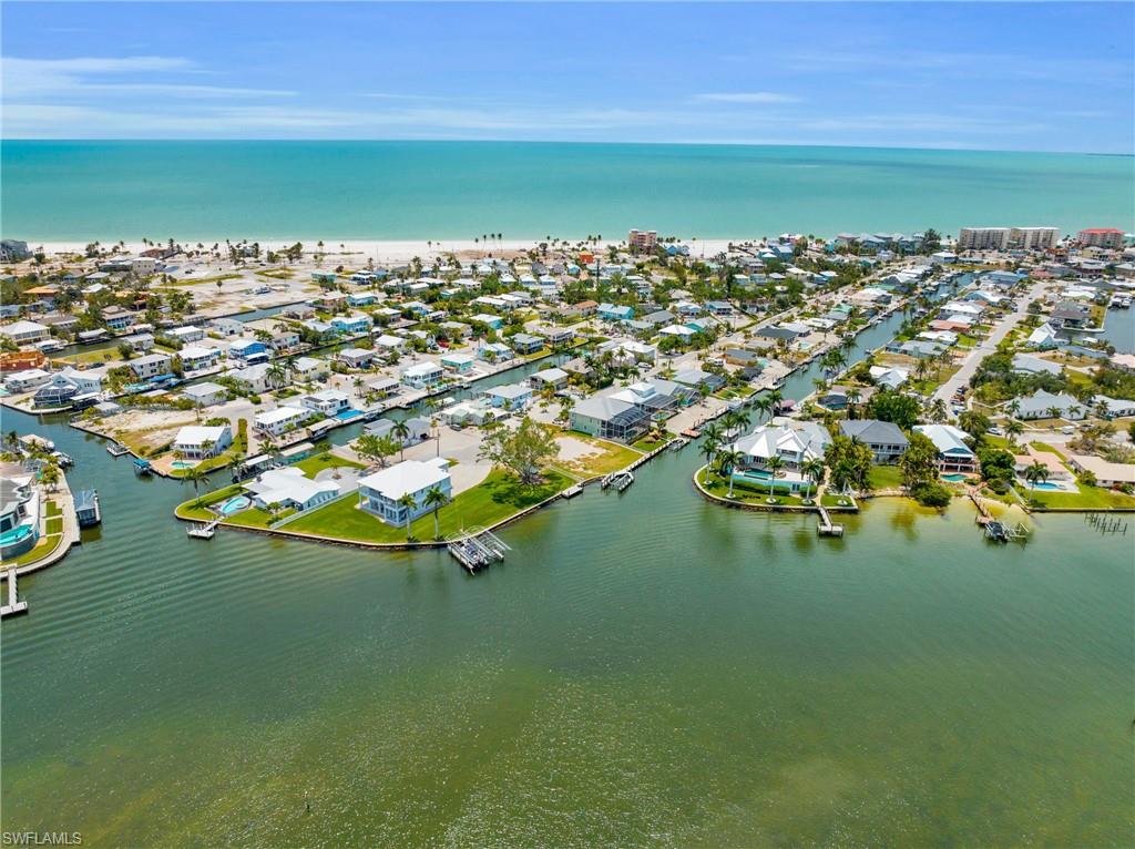 5585 Avenida Pescadora