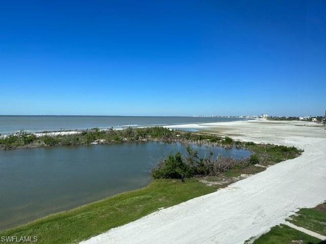 6900 Estero BLVD # 505