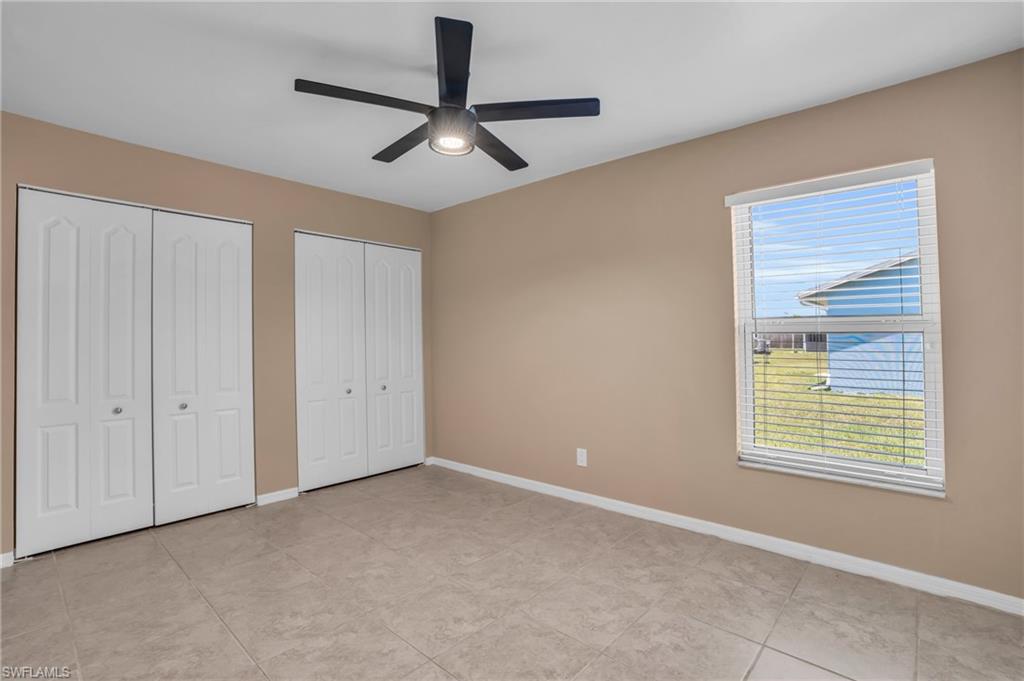 415 Candlewick CIR S