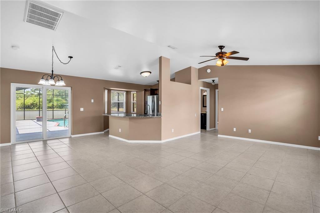 415 Candlewick CIR S