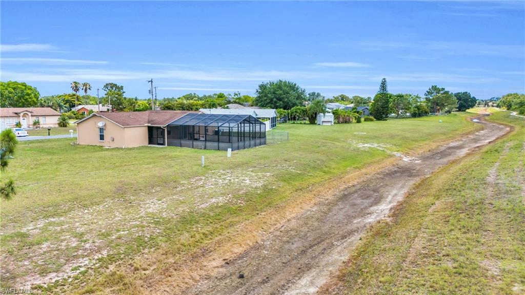 415 Candlewick CIR S