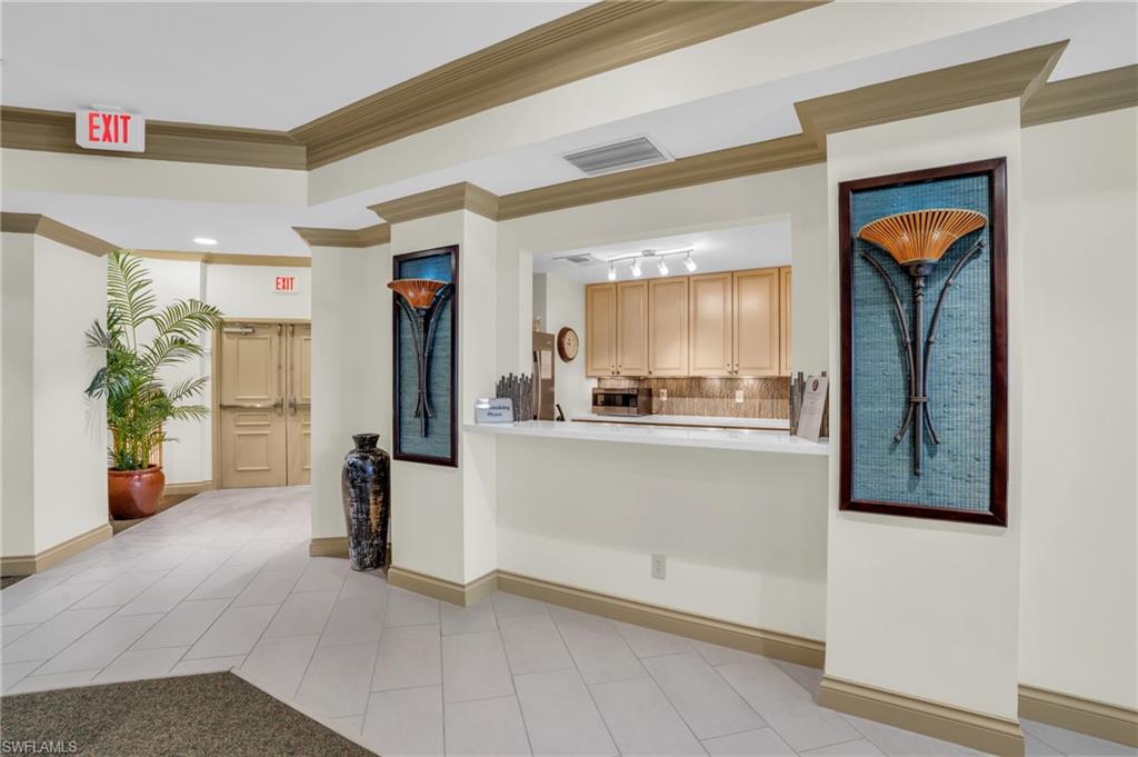 4137 Bay Beach LN # 573