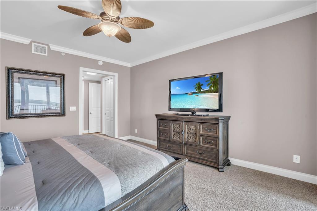 4137 Bay Beach LN # 573