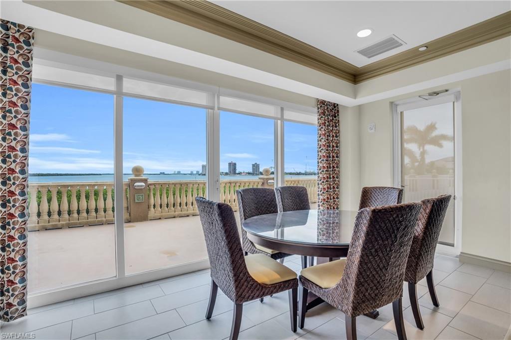 4137 Bay Beach LN # 573