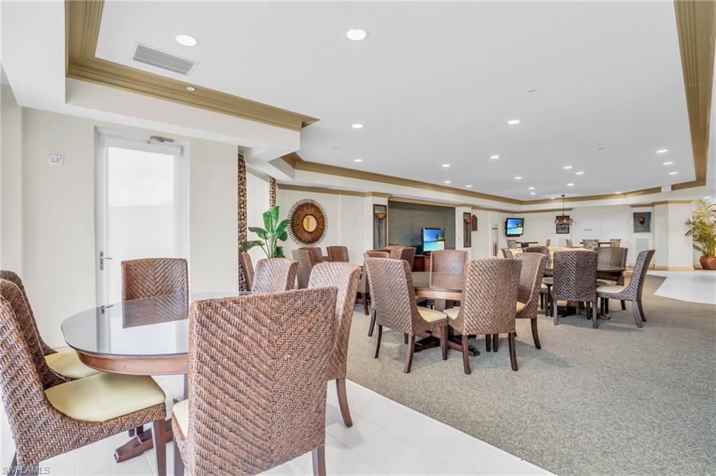 4137 Bay Beach LN # 573