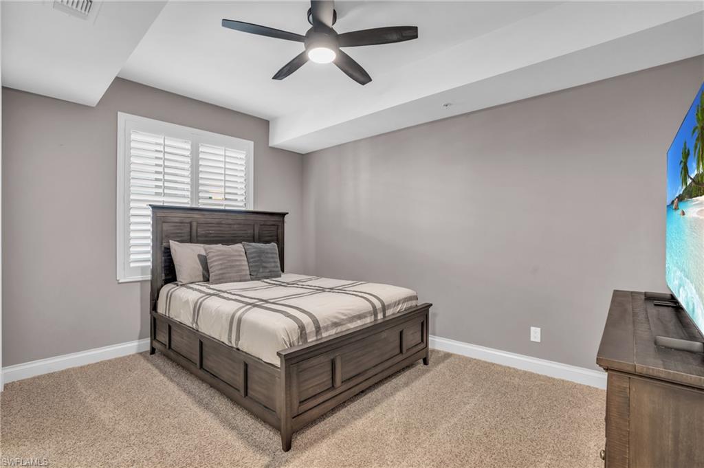 4137 Bay Beach LN # 573