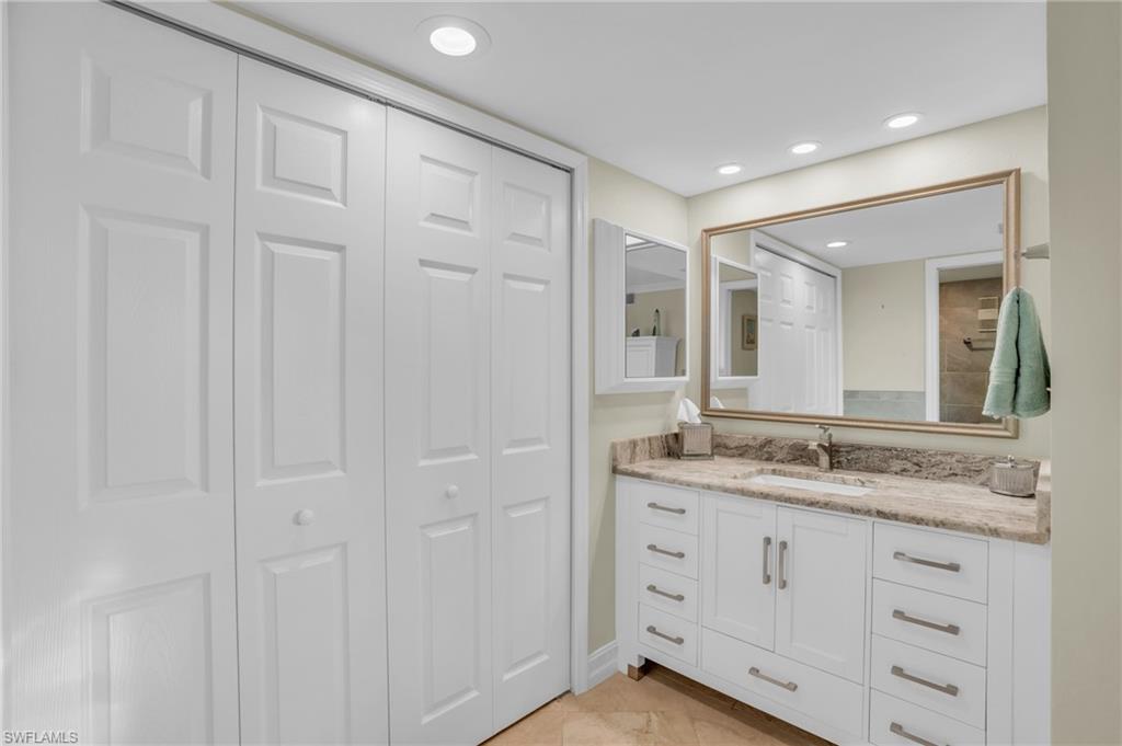 2532 Estero BLVD # 508