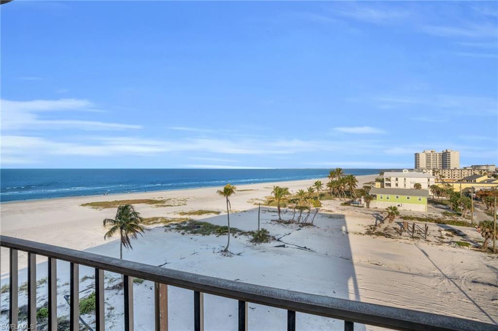 2532 Estero BLVD # 508