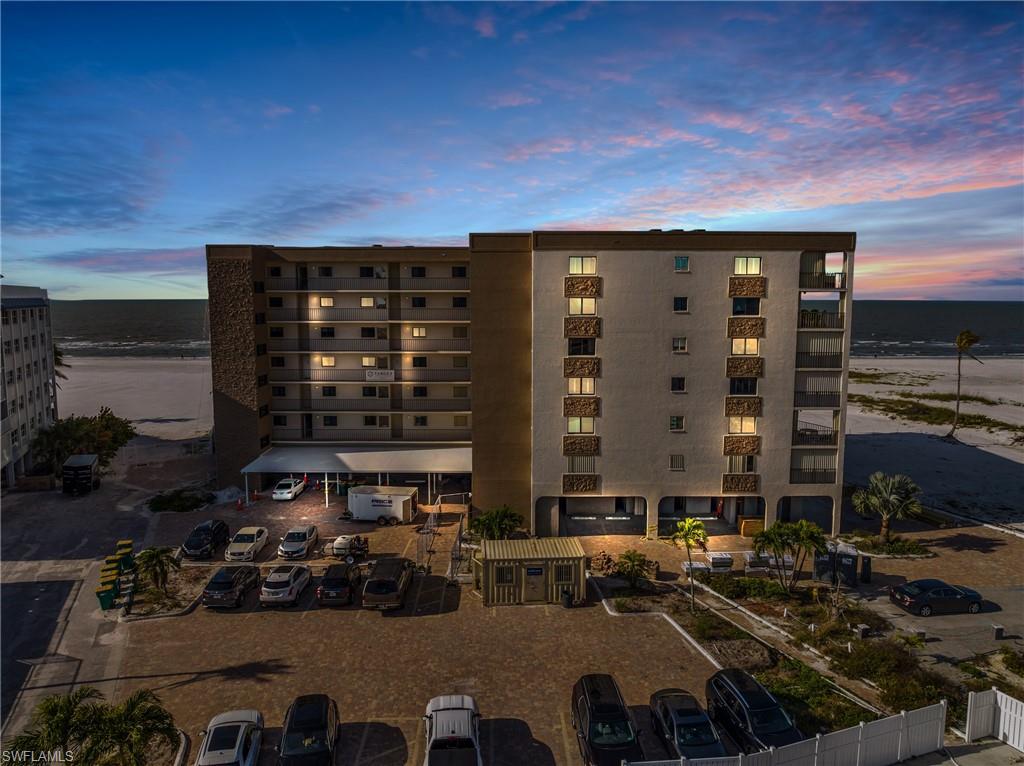 2532 Estero BLVD # 508